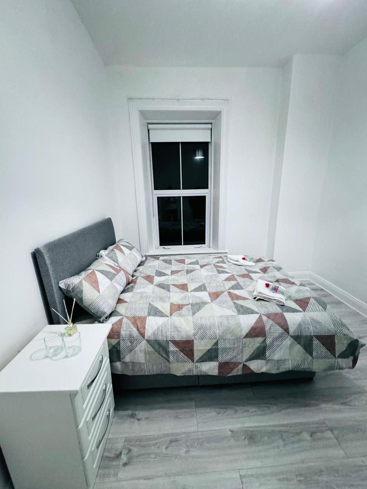 Naas Town - Budget Double Bedrooms מראה חיצוני תמונה